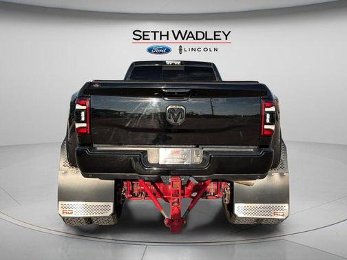 2020 RAM 3500 Laramie Crew Cab 4x4 8' Box