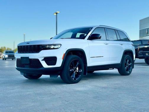 2023 Jeep Grand Cherokee Altitude