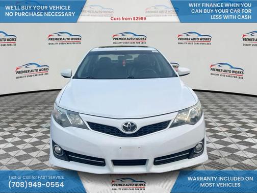Super White 2012 Toyota Camry SE