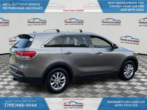 Titanium Silver 2017 Kia Sorento LX