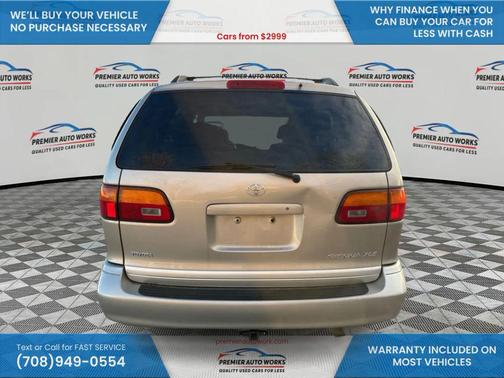 2000 Toyota Sienna XLE