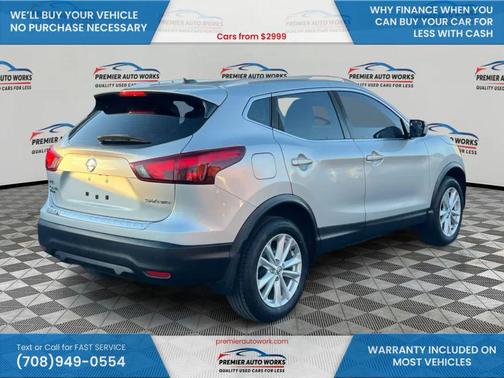 2017 Nissan Rogue Sport SV