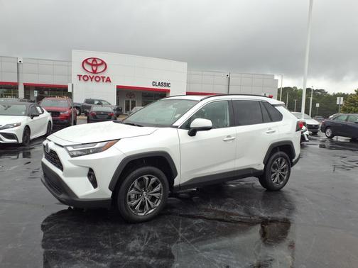 2024 Toyota RAV4 Hybrid XLE Premium