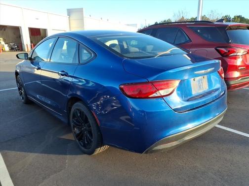 2017 Chrysler 200 Touring