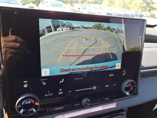 Wind Chill Pearl 2026 Toyota bZ XLE Plus
