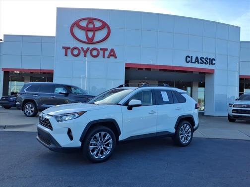 2019 Toyota RAV4 XLE Premium