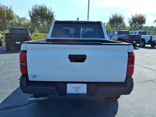 2025 Toyota Tacoma SR