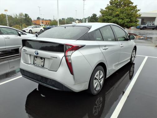 2016 Toyota Prius Two Eco