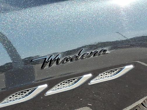 2022 Maserati Ghibli Modena