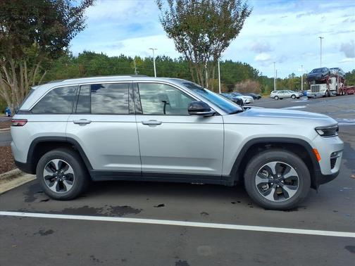 2024 Jeep Grand Cherokee 4xe Base