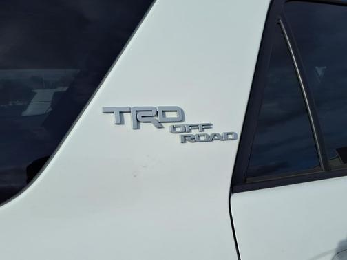 2020 Toyota 4Runner TRD Off Road