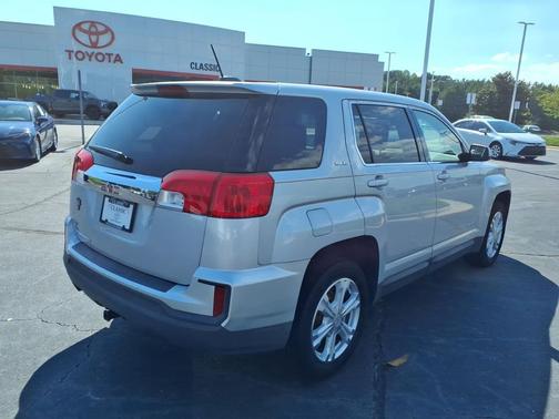 Quicksilver Metallic 2017 GMC Terrain SLE-1