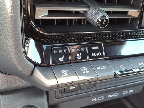 Ice Cap 2026 Toyota Land Cruiser Base
