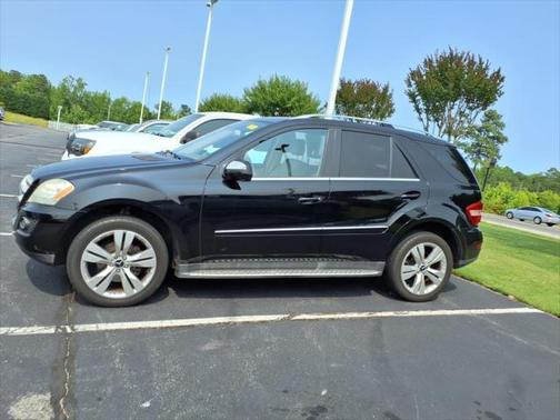 2010 Mercedes-Benz M-Class 4MATIC