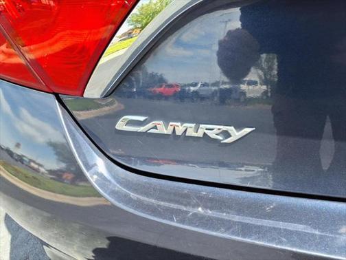 2015 Toyota Camry Hybrid LE
