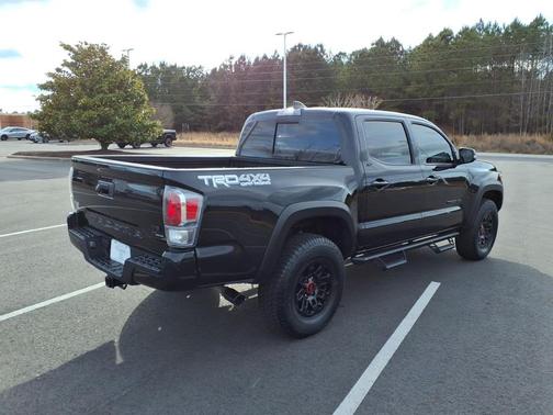 2022 Toyota Tacoma TRD Sport
