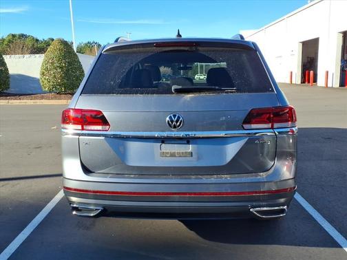 2023 Volkswagen Atlas 2.0T SE