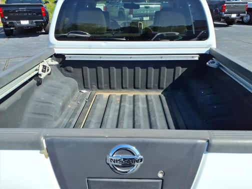 2012 Nissan Frontier SL