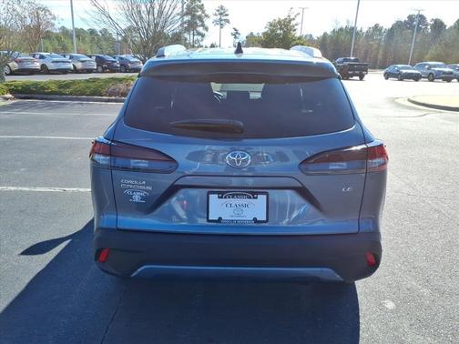 2026 Toyota Corolla Cross LE