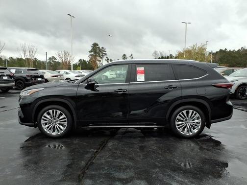 2026 Toyota Highlander Platinum
