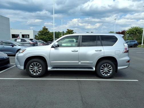 Silver Lining Metallic 2019 Lexus GX 460 Premium