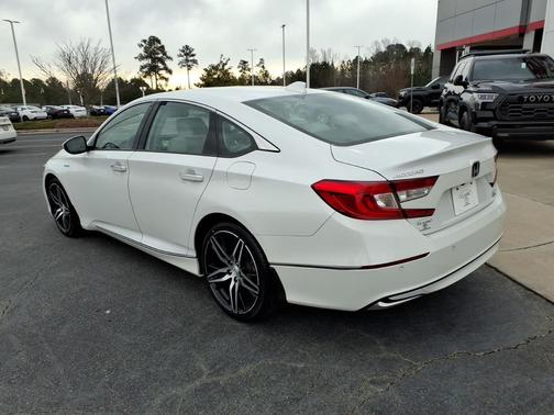 2022 Honda Accord Hybrid Touring