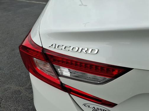2022 Honda Accord Hybrid Touring