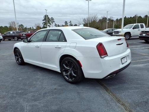 2023 Chrysler 300 S