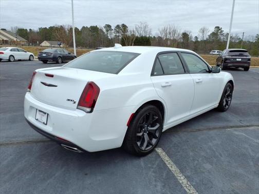 2023 Chrysler 300 S
