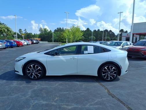 2024 Toyota Prius Prime XSE