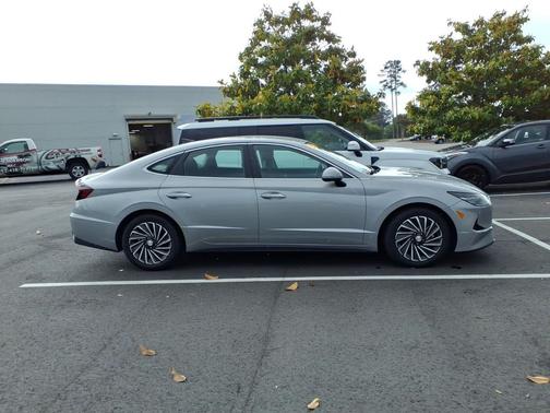 Curated Silver 2023 Hyundai SONATA Hybrid SE