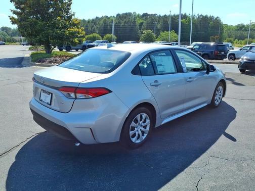 Classic Silver Metallic 2026 Toyota Corolla LE