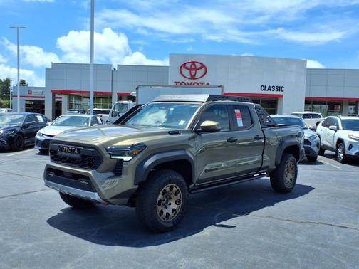 2025 Toyota Tacoma Hybrid Trailhunter