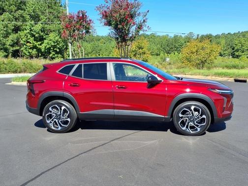 2025 Chevrolet Trax FWD 2RS