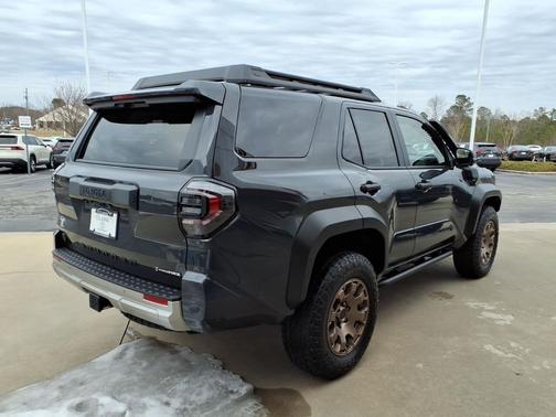 2026 Toyota 4Runner Hybrid Trailhunter