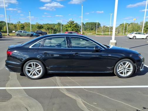2024 Audi A4 45 S line Premium Plus