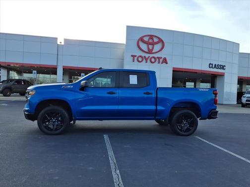 2023 Chevrolet Silverado 1500 Custom Trail Boss