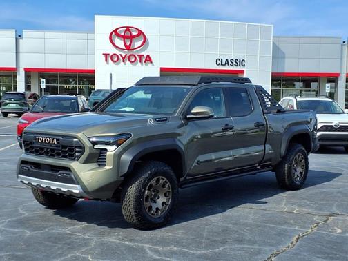 2025 Toyota Tacoma Hybrid Trailhunter