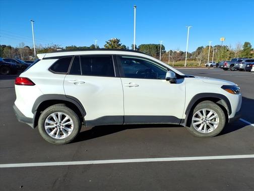 2022 Toyota Corolla Cross LE