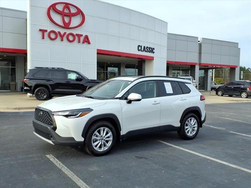 2022 Toyota Corolla Cross LE