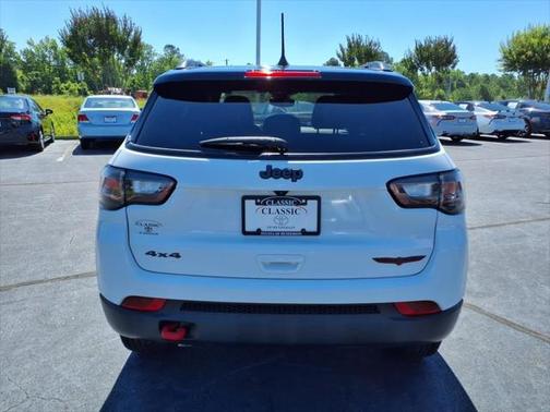 2023 Jeep Compass Trailhawk