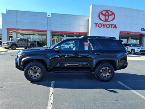 2025 Toyota 4Runner Hybrid Trailhunter