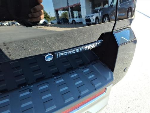 2025 Toyota 4Runner Hybrid Trailhunter