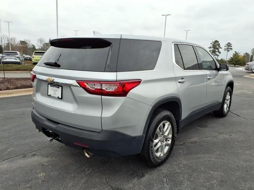 2021 Chevrolet Traverse LS