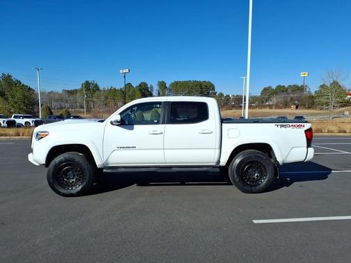 2018 Toyota Tacoma TRD Sport