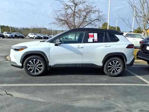 2026 Toyota Corolla Hybrid SE