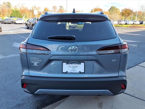 2026 Toyota Corolla Cross LE