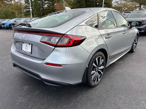 2023 Honda Civic EX-L