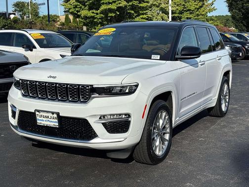 Bright White Clearcoat 2025 Jeep Grand Cherokee Summit