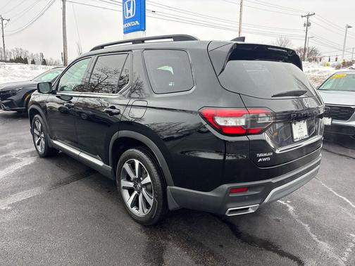 2023 Honda Pilot AWD Elite